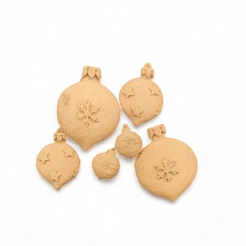 Wood Carved Decorative Christmas Ornament set of 6 Pieces